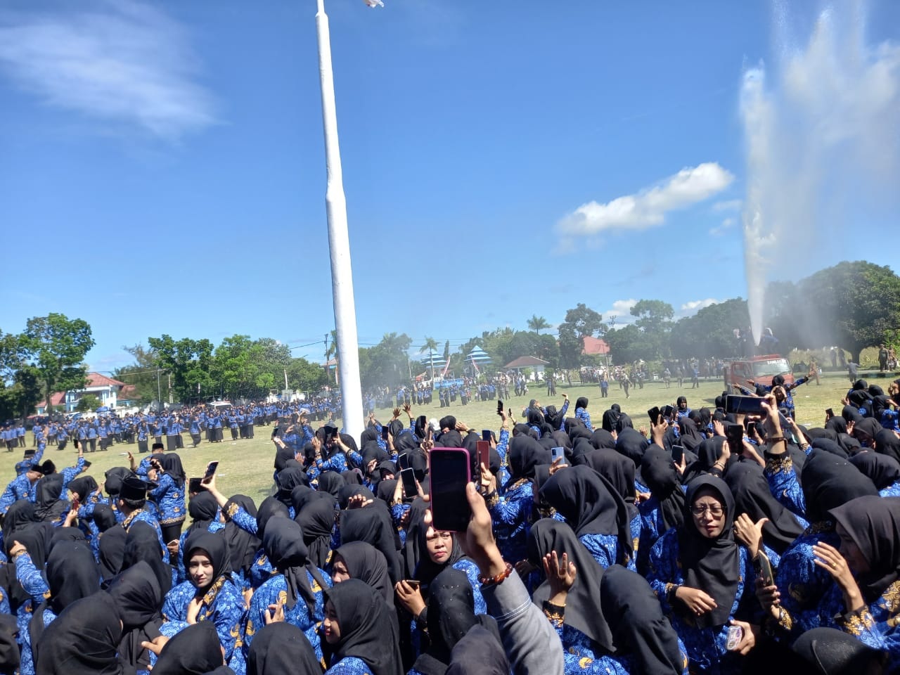 PPPK Diangkat Jadi PNS, Ketua Teten: Jangan Hanya Dosen, Harus Merata Secara Bertahap