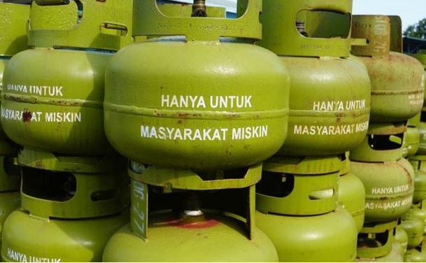 BLT Diberikan Kepada Seluruh Pengguna LPG 3 Kg Tanpa Pilah Pilih, Ada Rp 300 Ribu Per KK, Kapan Cair?