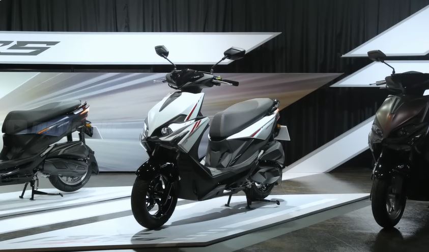 Kymco RTS 135, Motor Matic Hybrid Dek Rata yang Memadukan Gaya, Performa, dan Kenyamanan 