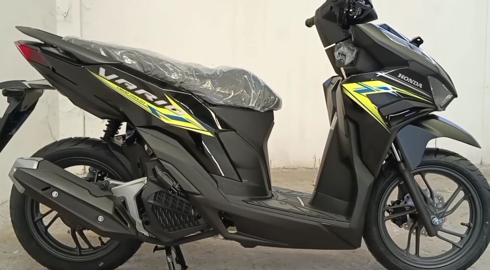 Honda Vario 125 Terbaru 2024 Hadir dengan Stripping Baru, Segini Harganya 