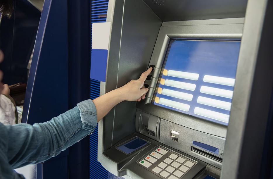 Resmi Diperbarui! Ini Daftar Limit Transfer Terbaru Bank Mandiri, BRI, BNI, dan BTN Tahun 2025