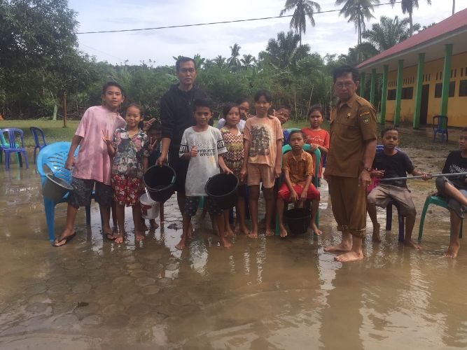 BREAKING NEWS: SDN 82 Bengkulu Selatan Terendam Banjir
