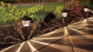 8 Inspirasi Desain Lampu Taman Rumah yang Cantik dan Estetik