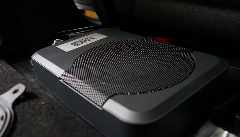 6 Tips Memilih Subwoofer Terbaik untuk Mobil Anda 