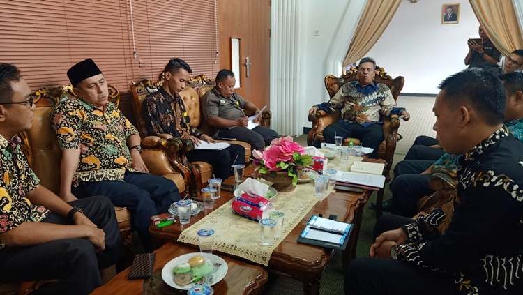 Sengketa Lahan di Padang Kempas: Pemkab Kaur Melunak, Permohonan Warga Dikaji