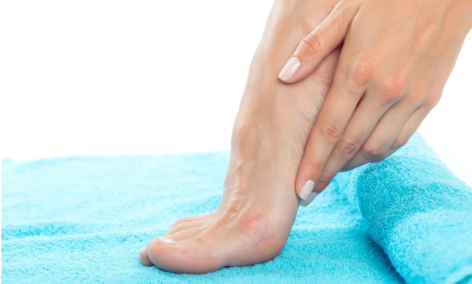 Cara Mengatasi Tumit Kaki Kering dan Pecah-pecah di Musim Dingin