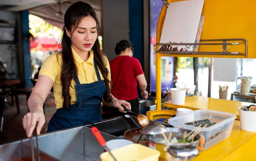 4 Jenis Makanan yang Menjadi Tren dalam Bisnis UKM Online