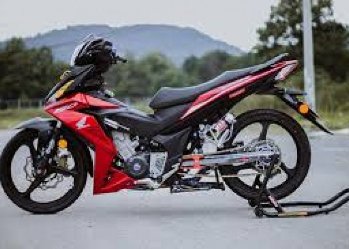 Honda Supra GTR 150 2025 Masih Dijual, Bebek Sport Berperforma Tinggi dengan Livery Balap