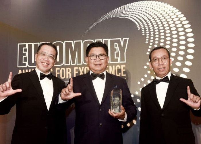 Terbaik! Bank Mandiri Sabet Gelar Best Bank in Indonesia di 2023 versi Euromoney 