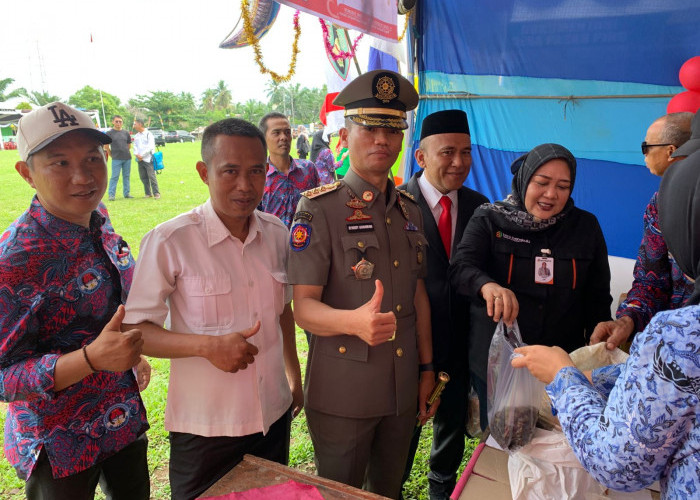 Pemdes Napal Melintang Meriahkan HUT ke-25 Pino Raya Lewat Pameran Produk Unggulan