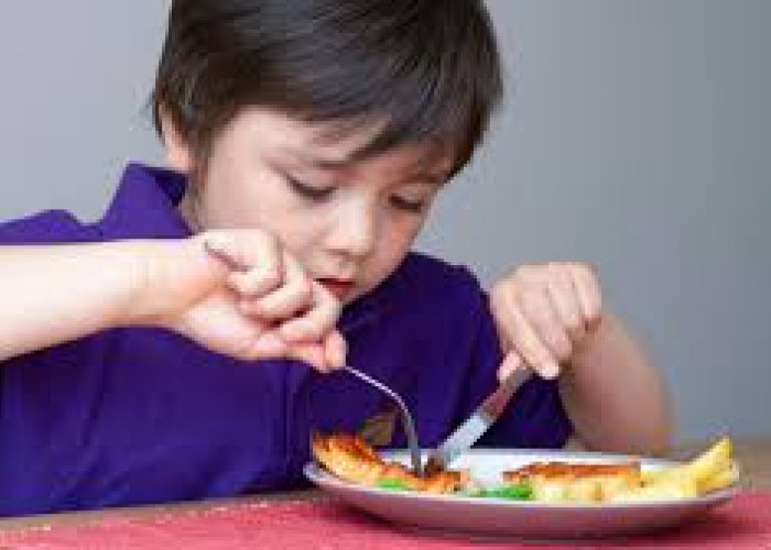 Siswa Diajak Gemar Makan Ikan