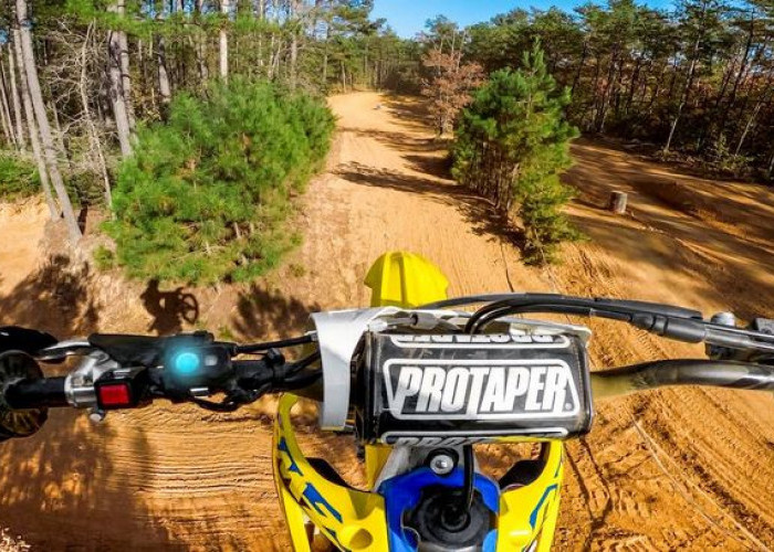 Suzuki Rilis Dua Motor Trail Anyar, Yamaha dan Kawasaki Perlu Waspada