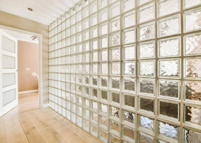 5 Inspirasi Susunan Glass Block Minimalis yang Estetik dan Fungsional untuk Hunian Modern