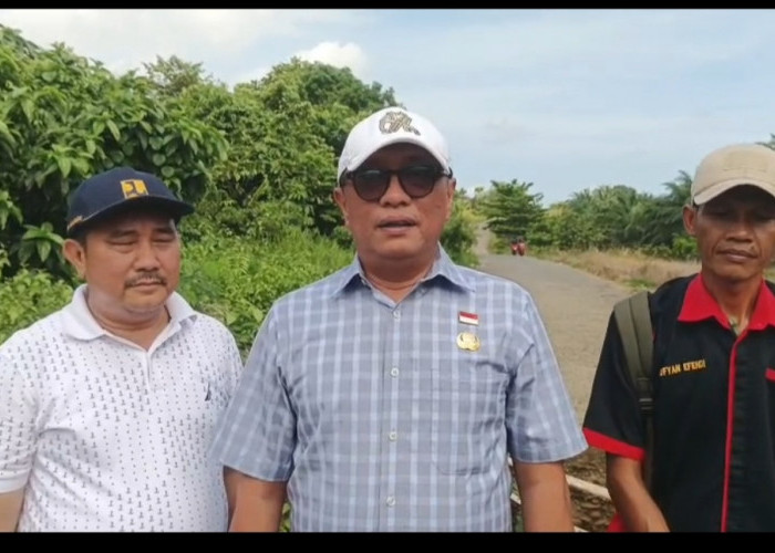 Ruas Jalan Amblas ke Pasar Sembayat Diperbaiki