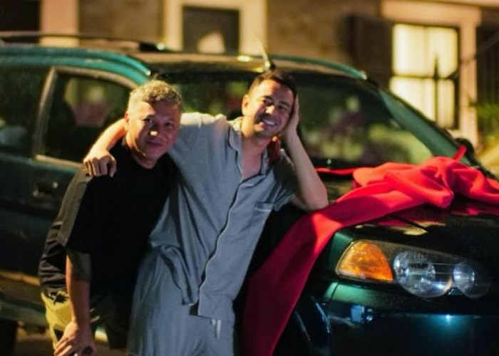 Ulang Tahun Raffi Ahmad, Gading Marten Beri Kado Mobil Sejuta Kenangan