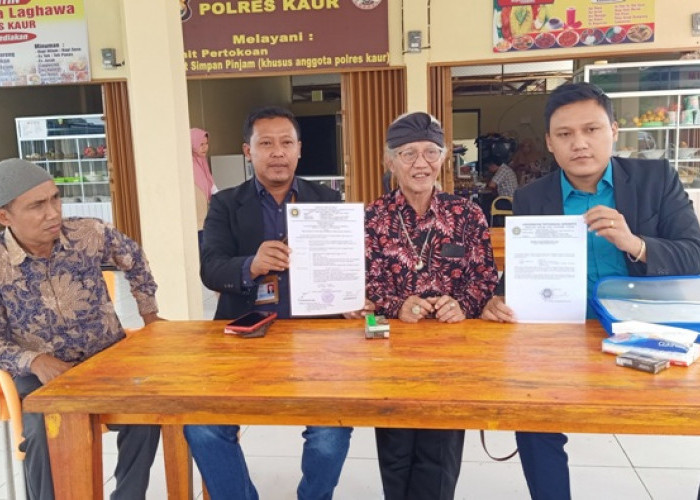 Bantah Ijazah Palsu, Kades Tanjung Aur II Datangkan Rektor 