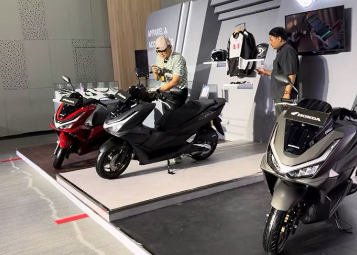 Honda PCX 160 Resmi Diluncurkan di Indonesia! Desain Ala CBR & Forza, Ada Fitur Koneksi HP dan GPS