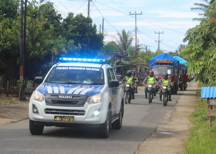 Dijaga Ketat Polisi dan TNI, Logistik Pilkada Serentak 2024 di Bengkulu Selatan Selesai Didistribusi