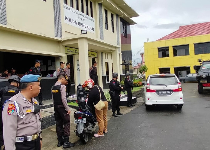 Pascaledakan Bom Astana Anyar Bandung: Penjagaan Diperketat, Jangan Sebar Foto Korban-Pelaku Bom!!!