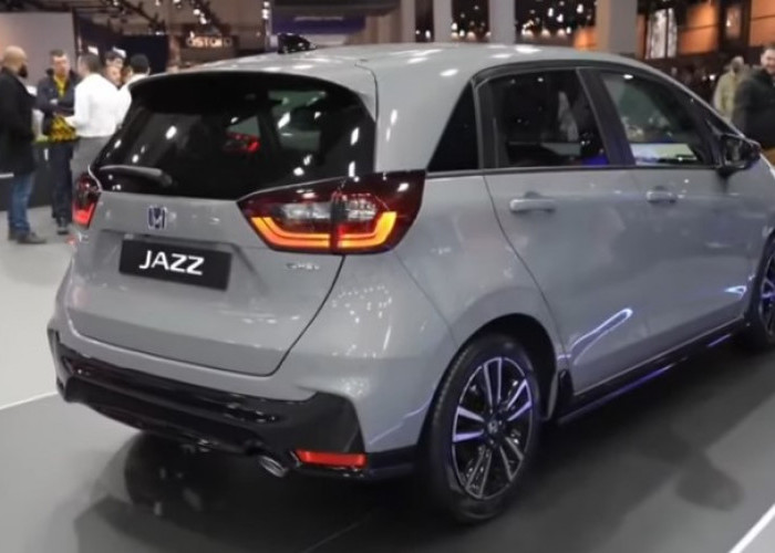 Jepang Indahkan Tantangan Cina, Honda Jazz Facelift Versi Hybrid Diluncurkan, Nih Speknya 