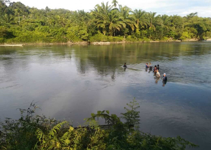 Mandi Di Sungai, Remaja 15 Tahun Tenggelam