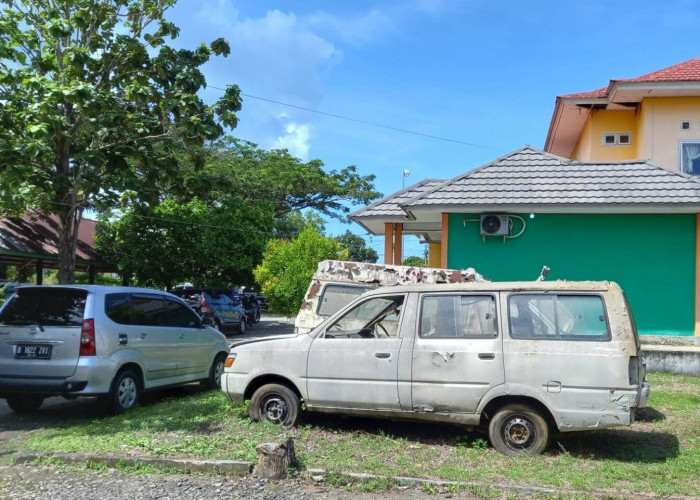 Sudah Jadi Besi Tua, Kendaraan Dinas di Lingkungan Pemda Bengkulu Selatan Akan Dilelang
