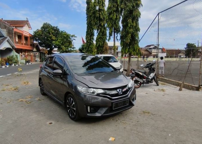 Tak Perlu Baru! Meski Bekas, Mobil Ini Kaya Fitur, Irit, dan Gengsinya Jauh Lebih Tinggi 