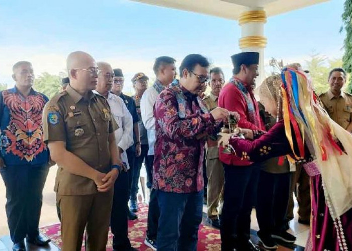 Menuju Indonesia Emas 2045, Ciptakan Generasi Cerdas, Kepala BKKBN: Warga Jangan Hamil Terus