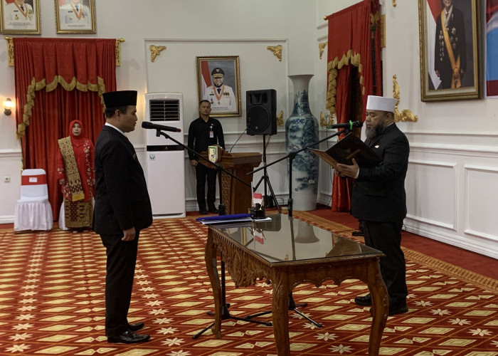 Gubernur Bengkulu Lantik Sekda Definitif, Minta Perkuat Kinerja Pemerintahan