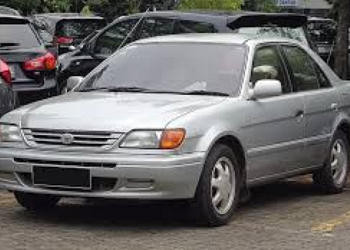 Mobil Lawas Rasa Gaya: 3 Pilihan Sedan Klasik Ramah Kantong Mahasiswa