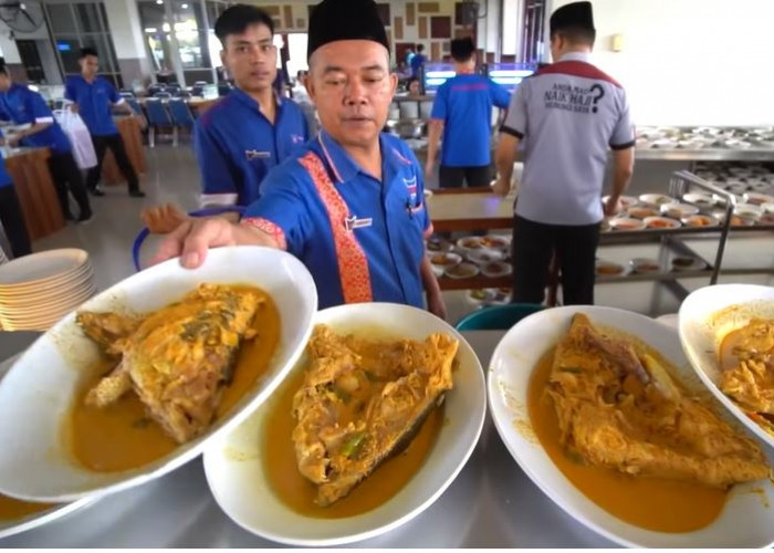 Makan di Restoran Padang di Jakarta Ini Baiknya Mikir Dulu! Dijamin Bikin Kantong Bolong