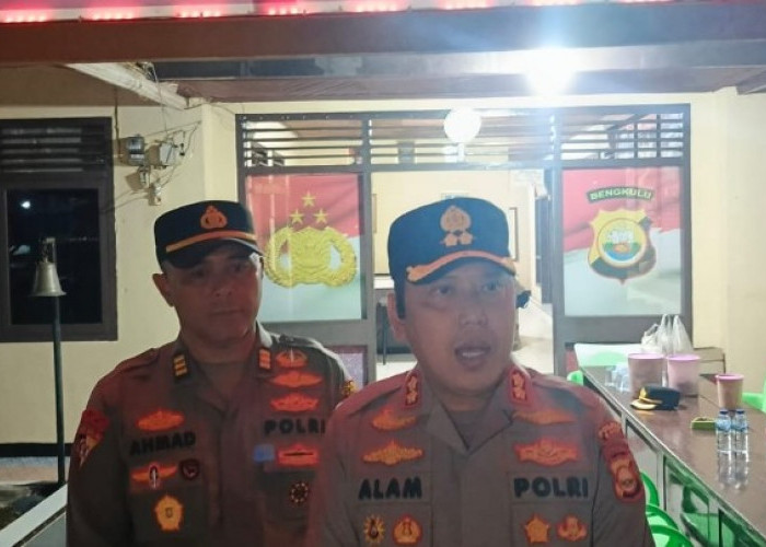 Kapolres Kaur: Wisatawan Dilarang Mandi di Pantai!