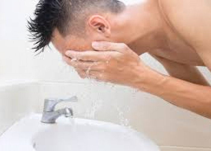 Sabun Cuci Muka Pria untuk Atasi Jerawat: Kulit Lebih Bersih, Segar, dan Percaya Diri