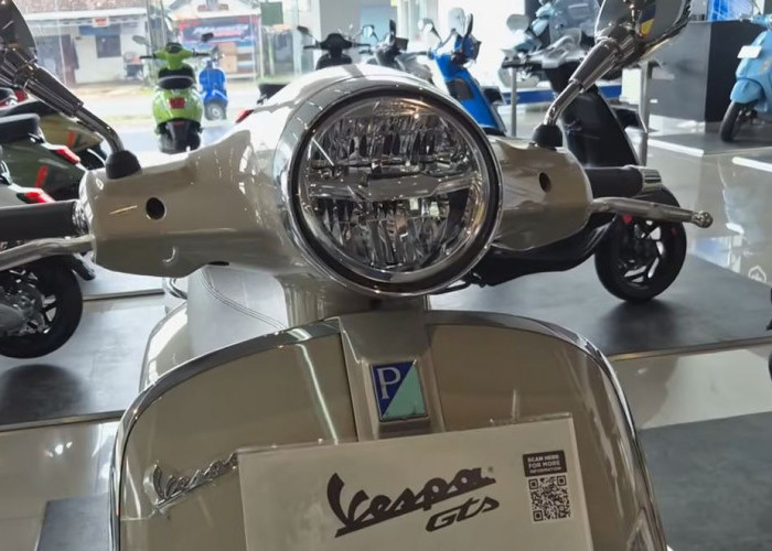 Vespa GTS Jadi Pilihan Ideal untuk Touring Nyaman di Awal 2026, Ini Bedanya Varian Classic dan SuperSport