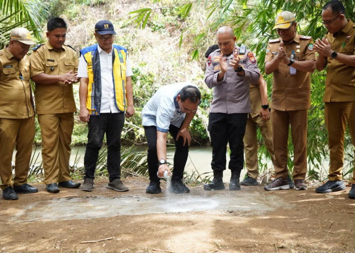 Titik Nol Jembatan Desa Simpang, Bupati Teddy : Hasil Kerja Keras Semua Pihak