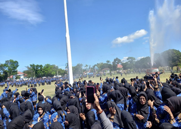 PPPK Diangkat Jadi PNS, Ketua Teten: Jangan Hanya Dosen, Harus Merata Secara Bertahap