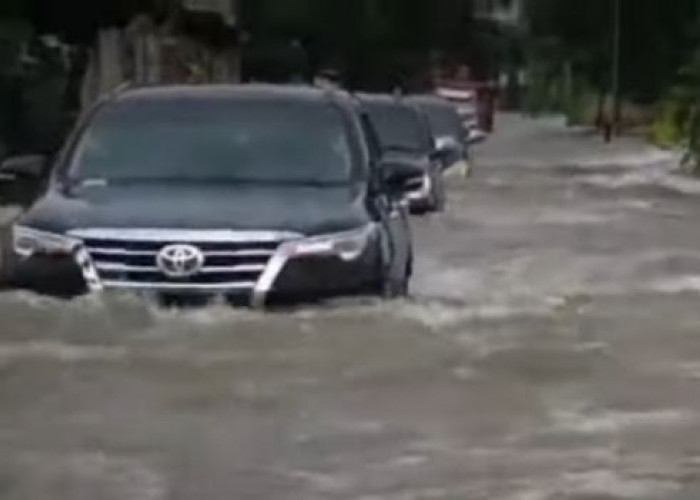 5 Mobil SUV Anti Banjir, Ground Clearance Tinggi, Terbukti Tangguh Terobos Genangan Air, Ini Jenis Mobilnya
