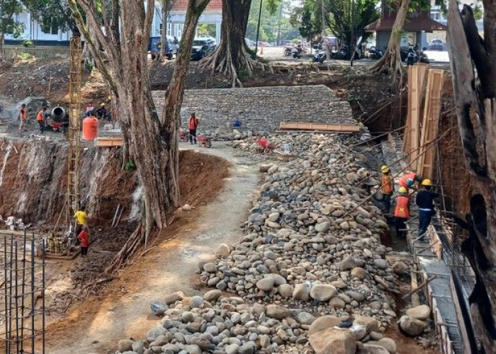 Kontraktor Proyek Rehab Kawasan Kantor Gubernur Bengkulu Didenda