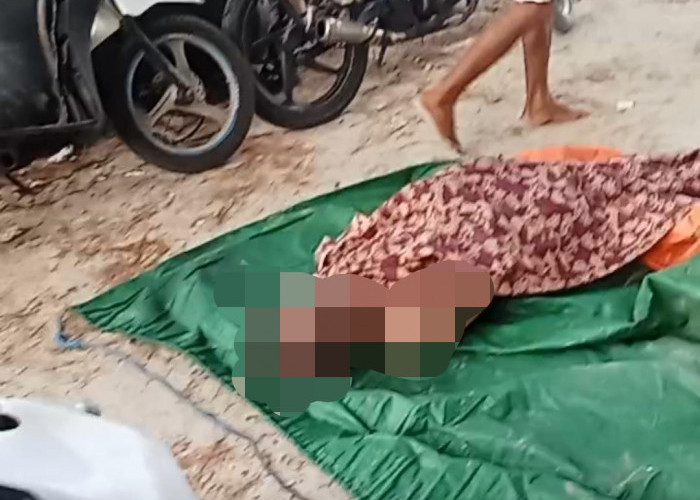 BREAKING NEWS: Jenazah Misterius Ditemukan Mengapung di Pantai Merpas Kaur