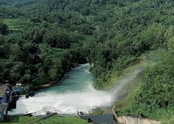 Mirip Sungai Aare di Swiss, Taman Badegolan  di Perbatasan Wonosobo dan Kebumen, Viral