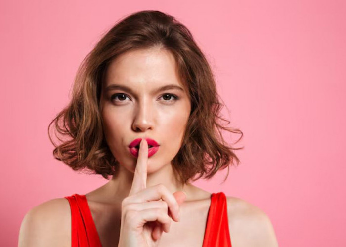 Rahasia Membuat Bibir Tetap Lembap dan Montok Meski Cuaca Sedang Kering