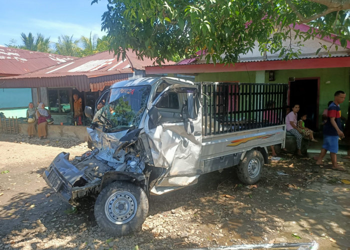 Mobil Pick Up yang Terlibat Lakalantas di Bengkulu Selatan Bawa Istri dan Anak, Begini Kondisi Korban