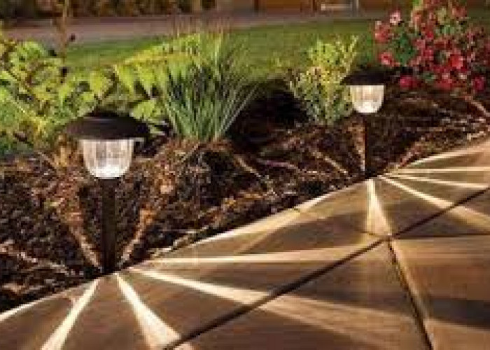 8 Inspirasi Desain Lampu Taman Rumah yang Cantik dan Estetik