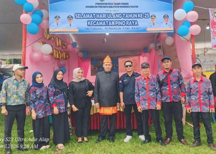 Kades Talang Padang Sumantri dan Perangkat Desa Sampaikan Ucapan Selamat HUT ke-25 Kecamatan Pino Raya