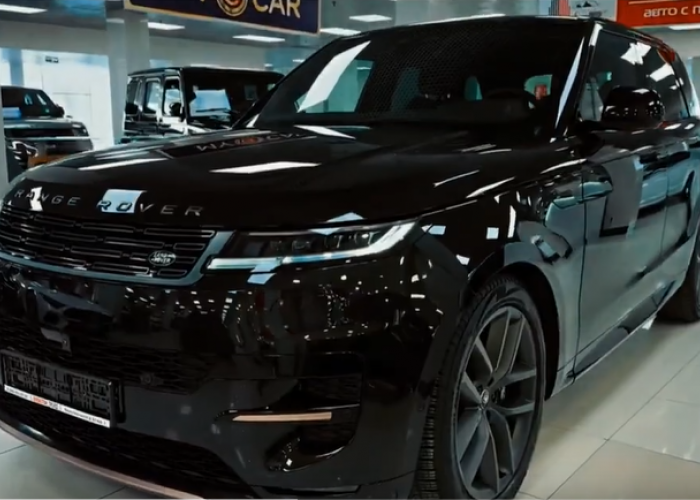 Land Rover Range Rover Sport 2024, Mobil SUV yang Memadukan Kemewahan dan Ketangguhan 
