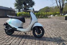 Bajaj Chetak C25 Meluncur, Motor Listrik Murah Setara Wave Alpha, Bisa Ngecas Saat Berkendara