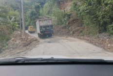 Longsor di Jalan Sepit Biawak Perbatasan Manna–Tanjung Sakti, Akses Sempat Tertutup