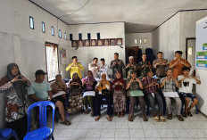 10 Warga Terima Bantuan Bedah Rumah dari Pemkab Kaur