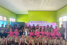 Ketua Bhayangkari Cabang Kaur Sosialisasikan Pencegahan Kekerasan Seksual di SMPN 1 Kaur